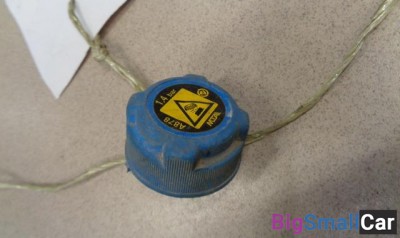 Крышка расширительного бачка от Fiat Doblo 223 2005-2015 - купить Перми