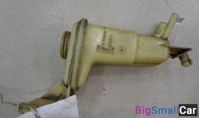 Бачок гидроусилителя от Volkswagen Passat B5 1996-2005