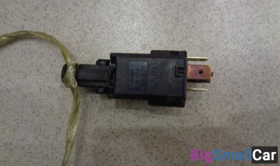 Датчик включения стоп-сигнала от Saab 9-5 1997-2010 - купить Перми