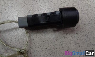 Кнопка обогрева сидений передняя правая от Ssang Yong Actyon 2005-2010 - купить Перми