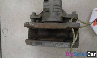 Суппорт задний правый от Cadillac SRX 2003-2009