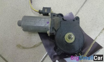 Моторчик стеклоподъемника передний правый от Ford Focus 1 1998-2005 - купить Перми