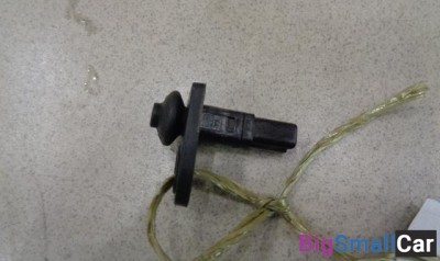 Выключатель концевой от Hyundai Santa Fe Classic SM 2000-2012 - купить Перми