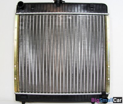 Радиатор охлаждения mercedes W 123 E200/E200D склад16 - купить Перми