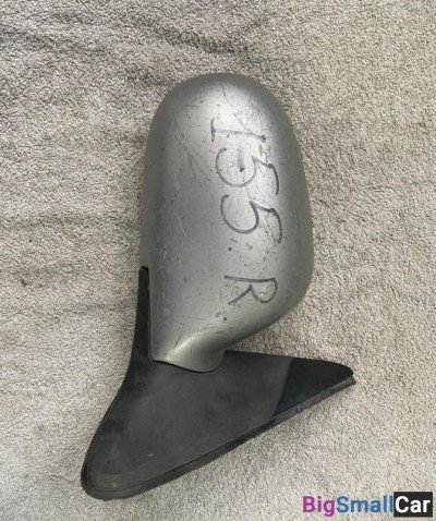 Зеркало правое Nissan Sunny (15)