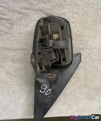 Зеркало правое Mazda3 Hatchback