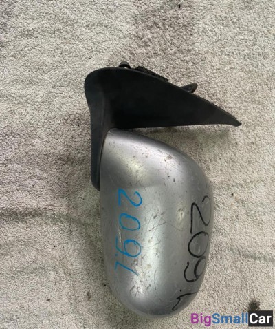 Зеркало левое Nissan March (12)