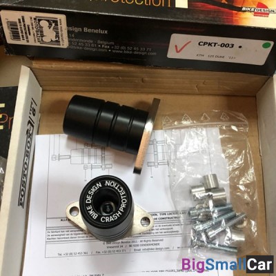 Слайдеры CRASH-PROTECTION KTM 125 DUKE 11-13 CPKT-003-B - купить Перми
