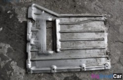 Защита днища сред. (51 Оснащение Кузов) 51757158386 - купить Перми