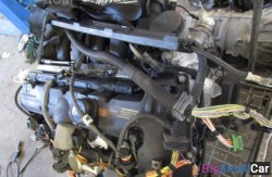 Топливная рампа n51 2.8 (13 Подготовка и регулир. рабочей смеси) 13537556954