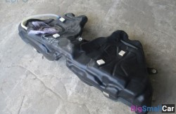 Бензобак (16 Система подачи топлива) 16117268031