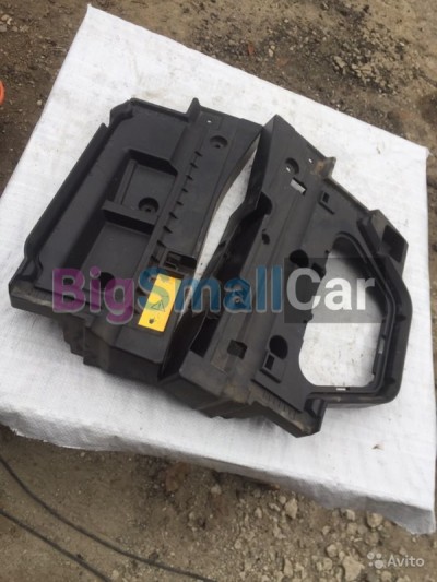 Пластик багажника Range rover vog 02/05